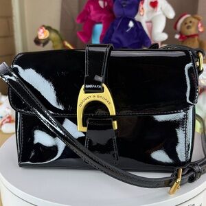 💥DOONEY & BOURKE - Kyra Black Patent Leather Kyra Crossbody Bag - 45U084